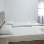 Hotel Duro *