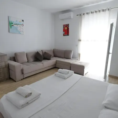 Hotel Duro *