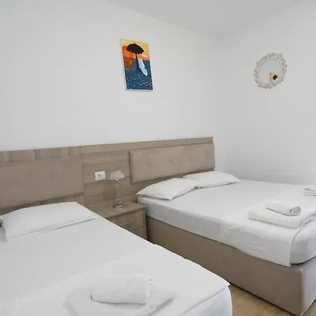 Duro Hotel Golem (Tirana)
